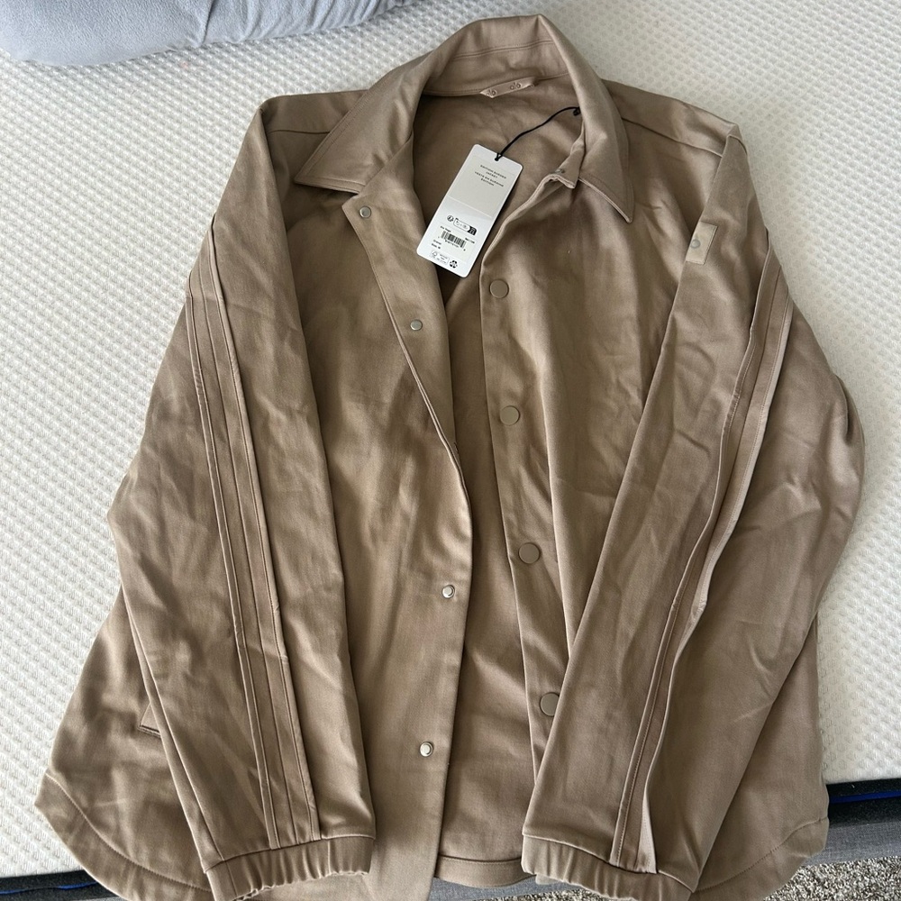 ALO Yoga Men's Tan Lightweight Jacket